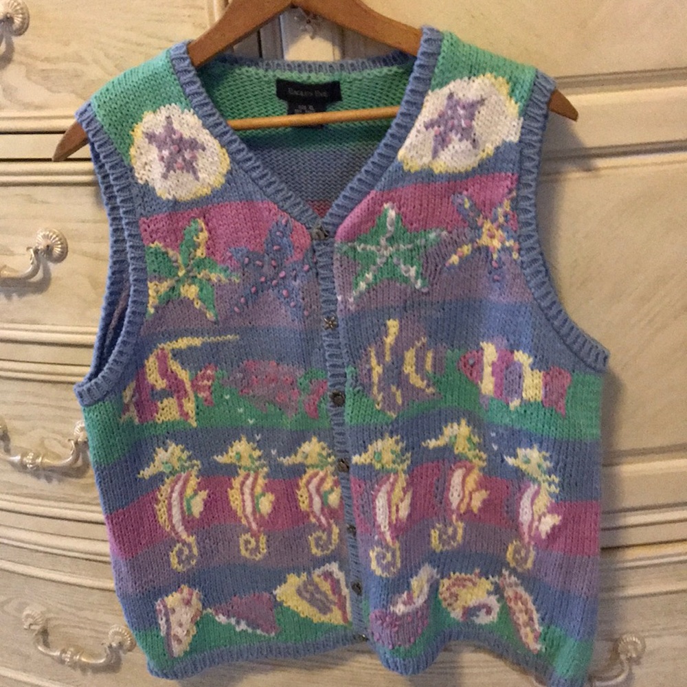 Ladies XL Eagles Eye Sweater vest pastel colors
